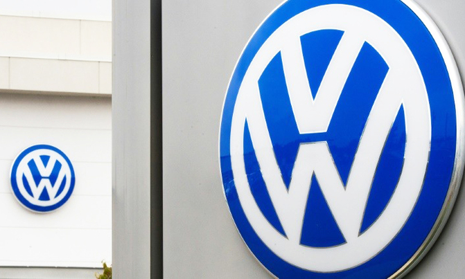 German prosecutors raid VW over carbon dioxide emissions German prosecutors raid VW over carbon dioxide emissions