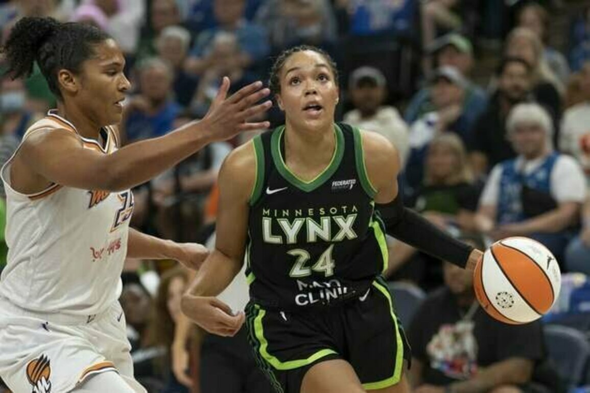 Late Lynx run leads to Game 1 win over Mercury