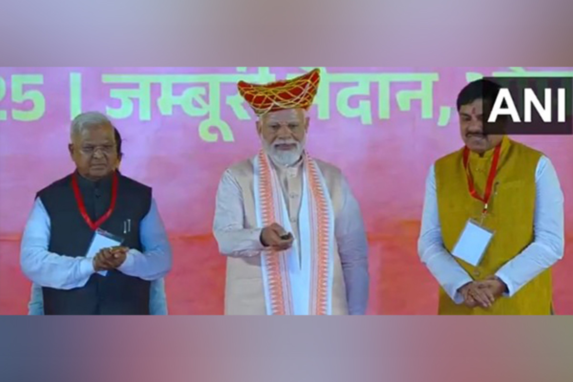 "Will enhance facilities in Madhya Pradesh": PM Modi inaugurates Indore Metro, airports in Satna, Datia