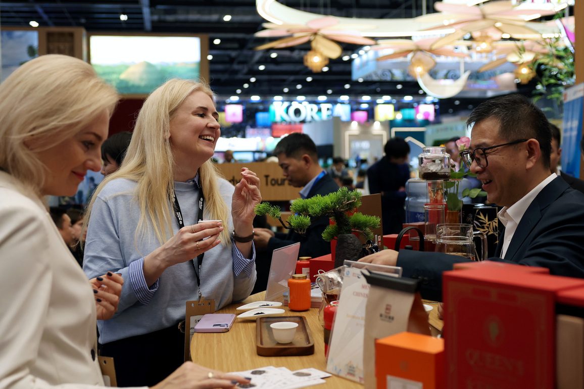 BRITAIN-LONDON-WORLD TRAVEL MARKET-CHINA PAVILION