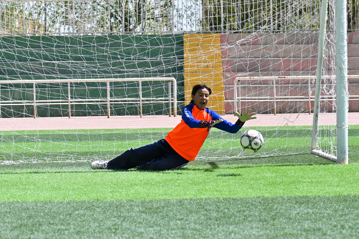 (SP)CHINA-XINJIANG-ARTUX-U13 GIRLS' FOOTBALL TEAM (CN)
