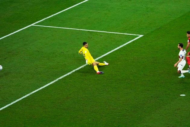 South Korea Advances at World Cup After Stoppage-Time Winner