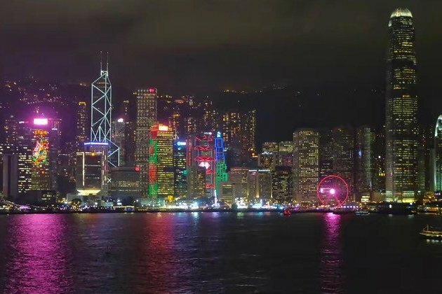 World Migratory Bird Day illuminates the dark side of light pollution