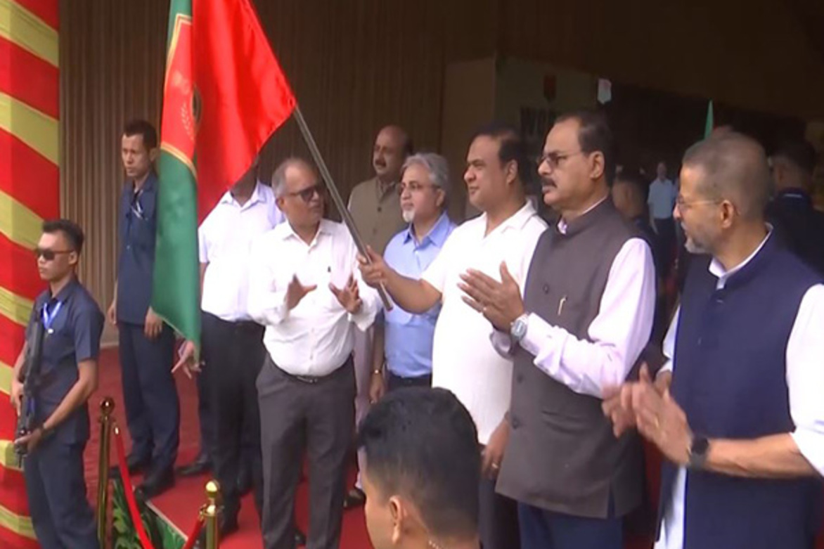 Assam CM Sarma flags off 129 vehicles of Forest & Environment dept, distributes arms to commandos of AFPF battalions