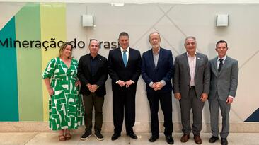 Embaixador dos EUA no Brasil se reuniu com direção do Ibram em 2025