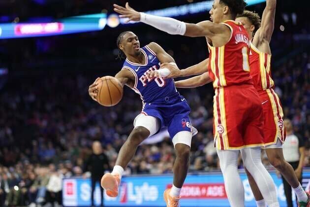 Hawks out to finish four-game season sweep of 76ers