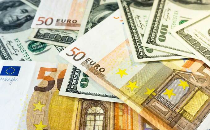 Pound weakens again as EU talks face deadlock