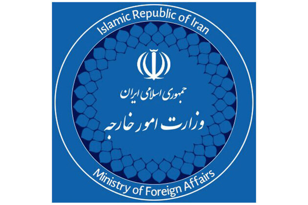 Iran reviews messages from intermediaries; warns of readiness for "any type of attack" including ground assault