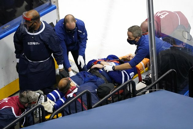 Leafs D Muzzin hospitalized after hitting head
