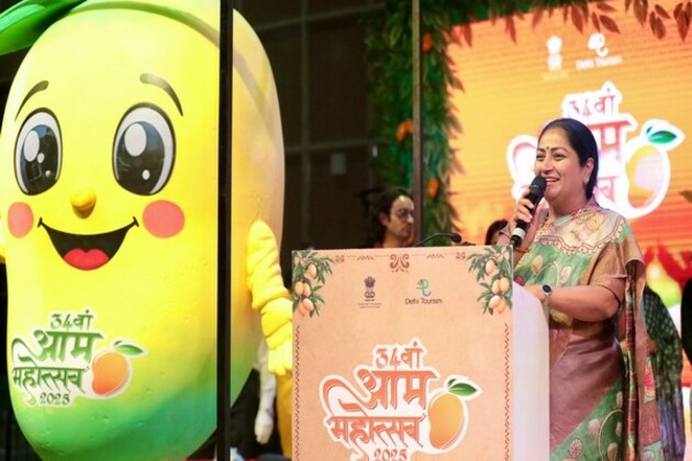 Delhi CM Rekha Gupta inaugurates 34th Mango Festival at Delhi's Tyagraj Stadium