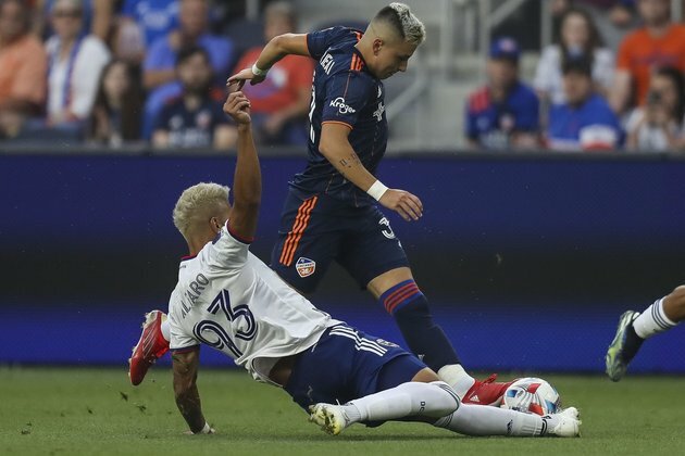 D.C. United earn draw with FC Cincinnati despite red cards