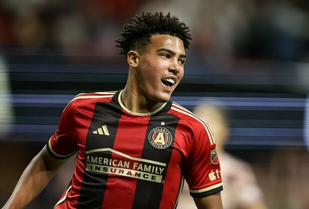 Atlanta United transfer D Caleb Wiley to Chelsea