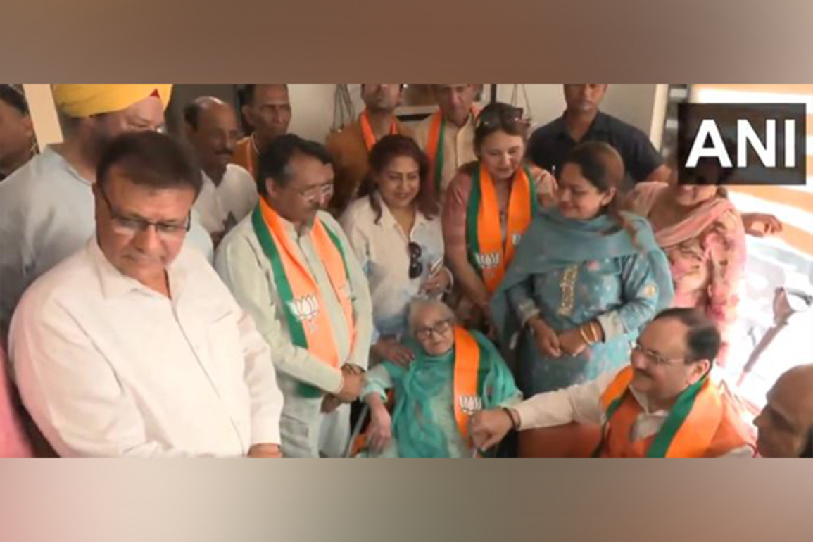 Nadda meets 98-year-old former Delhi Mayor Shakuntala Arya on BJP's foundation day