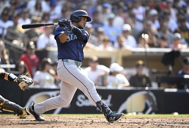 Bryce Miller, Mariners blank Padres to sweep series