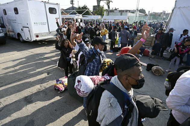 Families separated at border not entitled to payouts