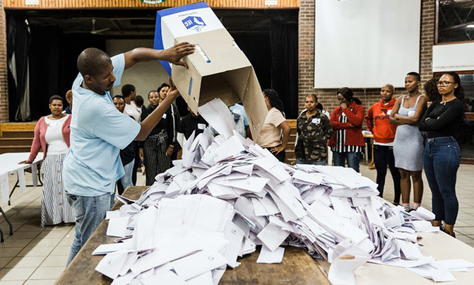 South Africa waits for results after polls South Africa waits for results after polls