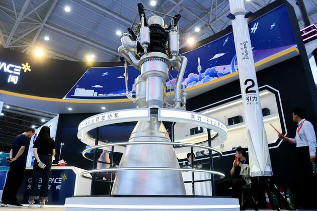 China completes testing of heavy, reusable liquid rocket engine