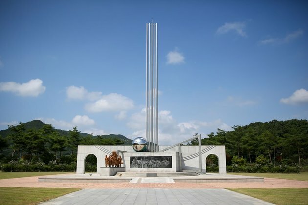 GLOBALink | A revisit to the site of the No Gun Ri massacre