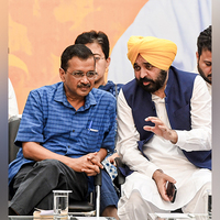 Punjab CM Bhagwant Mann wishes AAP convenor Arvind Kejriwal on his birthday