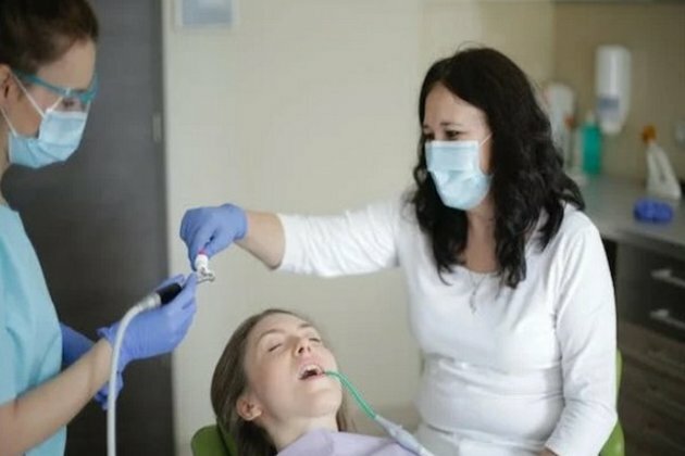 Replacement of missing teeth with fixed prostheses lowers risk of cognitive decline: Study