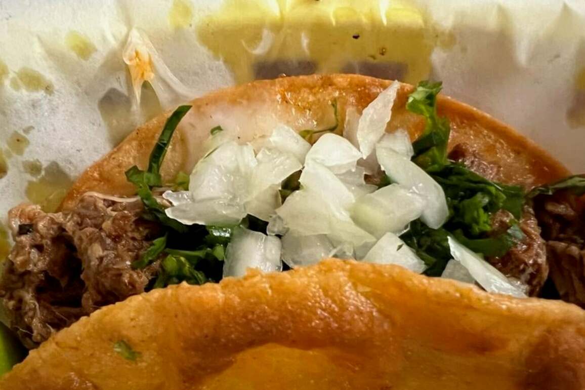 Birria &amp; Barbacoa De Chivo Los Compadres moves near Costco -Restaurants