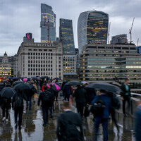 UK job losses hit five-year high amid Iran war