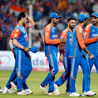 Irfan Pathan predicts India's Playing XI for 1st T20I against Australia, picks Varun over Kuldeep