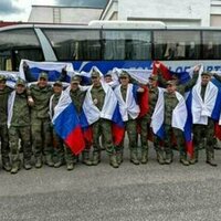 Russia and Ukraine conduct another prisoner swap - MOD (VIDEO)