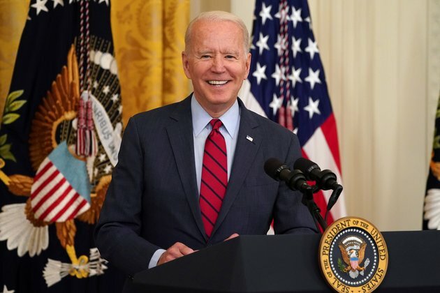 Biden Hails Bipartisan Compromise onInfrastructure Deal