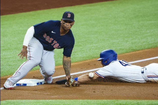 Red Sox batter Rangers, 11-3
