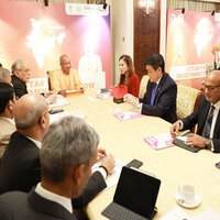 Singapore: CM Yogi meets DBS Bank CEO; discusses investment in financial, green energy sectors