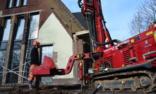  Pim Groot of Ground Research using a sonic drill rig on a geothermal heating project