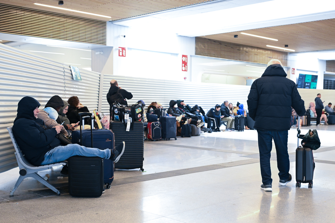SPAIN-TRAIN DRIVERS-STRIKE-CANCELLATION