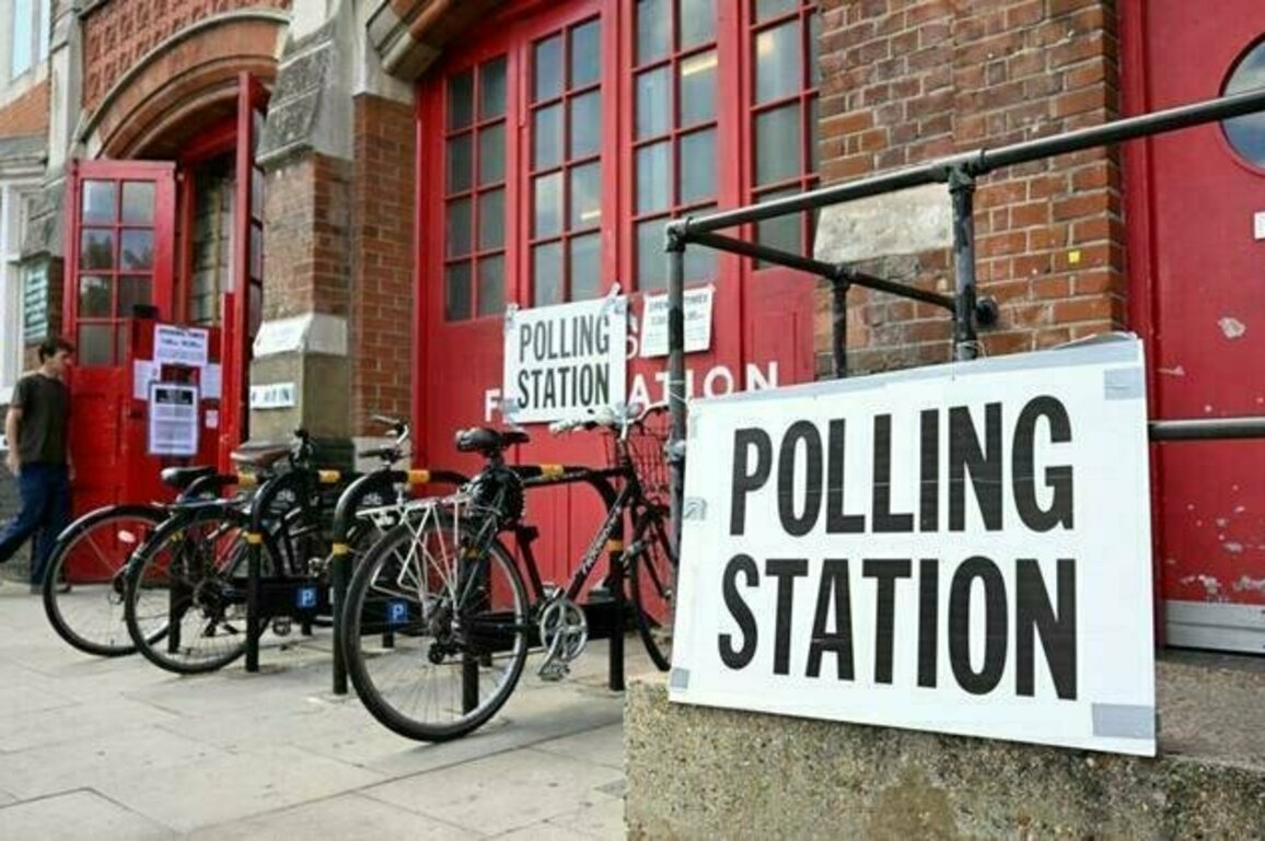 'If you pay, you should have a say': UK to lower voting age to 16