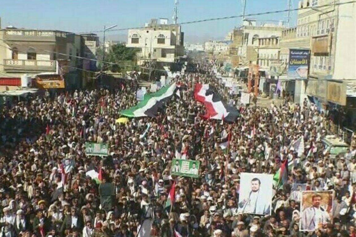 Thousands in Yemen March Against Israeli Atrocities in Gaza, Al-Aqsa