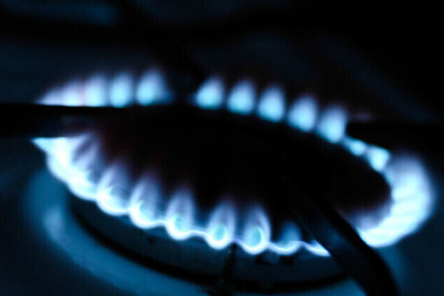 EU moves to cut off Russian gas  Who will pay the price