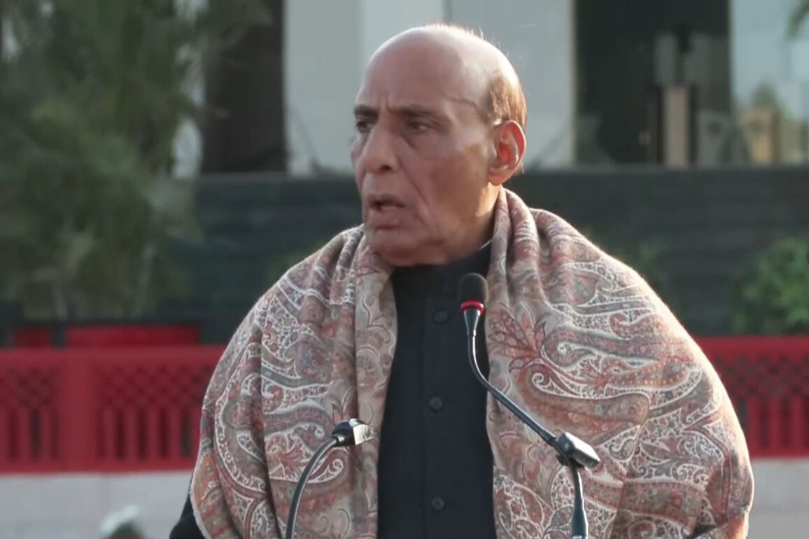 "Modern warfare has become multifaceted...": Defence Minister Rajnath Singh at 'Shaurya Sandhya' in Jaipur
