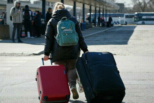 Ukrainians fleeing Poland en masse  media