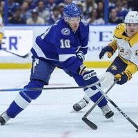 Corey Perry's late score lifts Lightning past Predators, to top of Atlantic