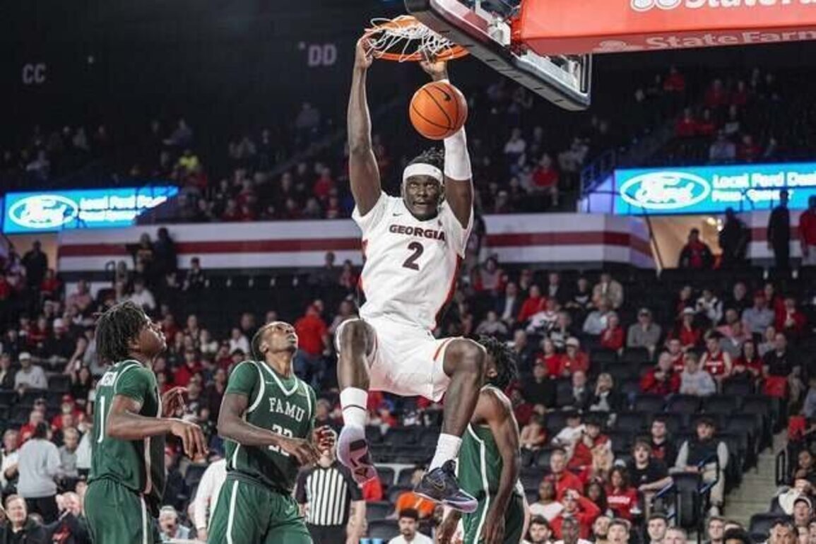 High-scoring No. 25 Georgia hopes to reduce miscues vs. West Georgia