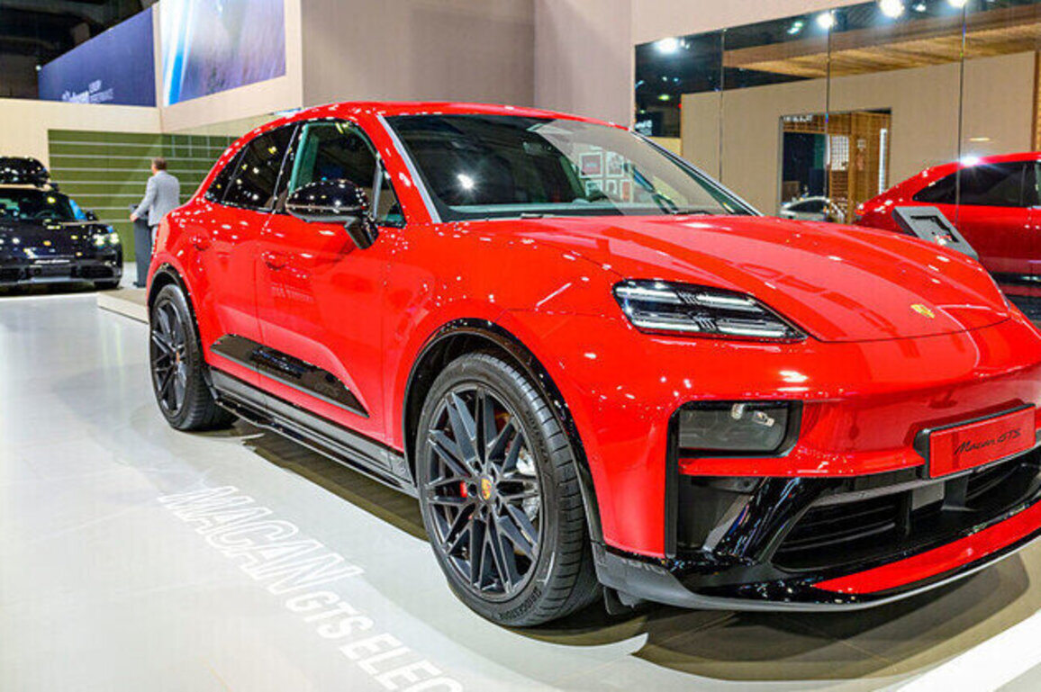 Porsche profits crash after costly EV strategy U-turn