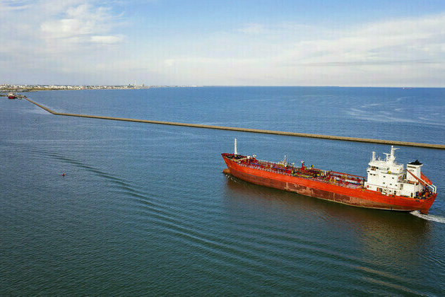 Indias crude imports from Russia surge
