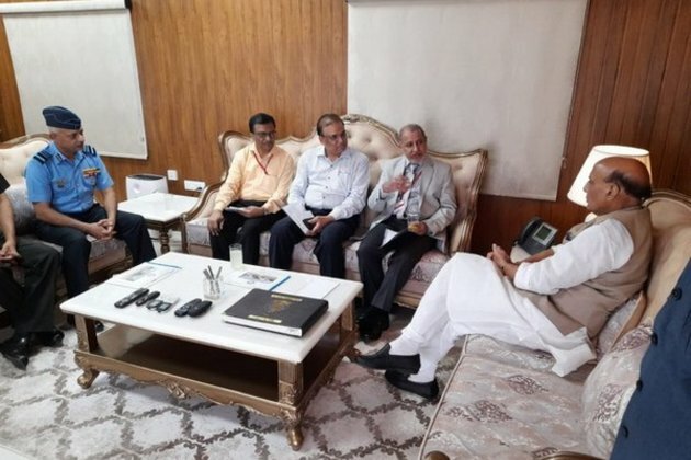 Rajnath Singh takes stock of activities by military formations, Defence PSUs in Nagpur