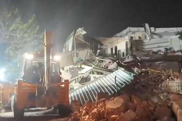 Maharashtra: Husband-wife labour duo die, two injured in wall collapse at construction site in Pimpri-Chinchwad