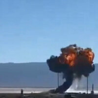 US F-16 crashes in California (VIDEO)