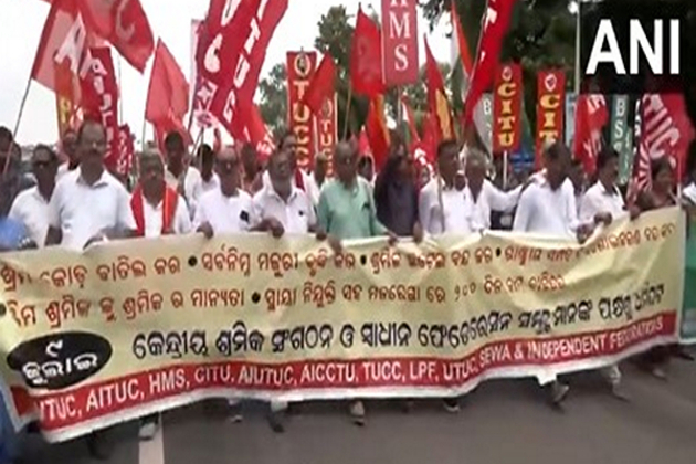 Bharat Bandh: Trade Unions accuse Centre of diluting worker rights; demand rollback of new labour codes