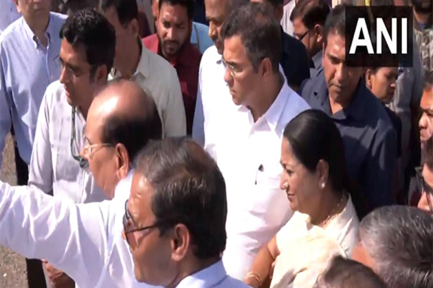 Delhi CM Rekha Gupta inspects Barapulla drain along with LG VK Saxena, Minister Parvesh Verma