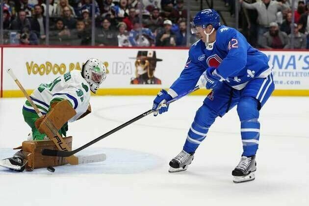 Avalanche rally in 3rd, but Hurricanes prevail in shootout