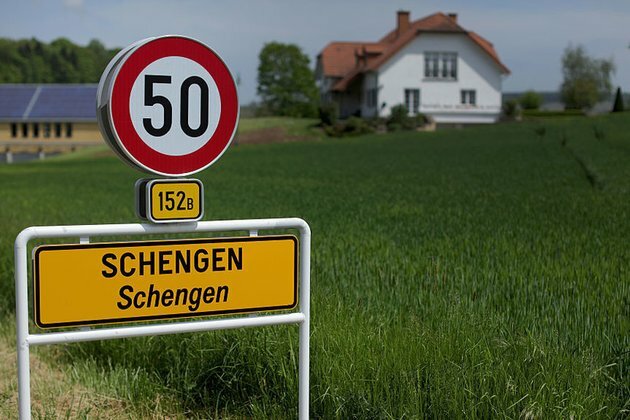 Austria blocks two EU nations bids to join Schengen zone