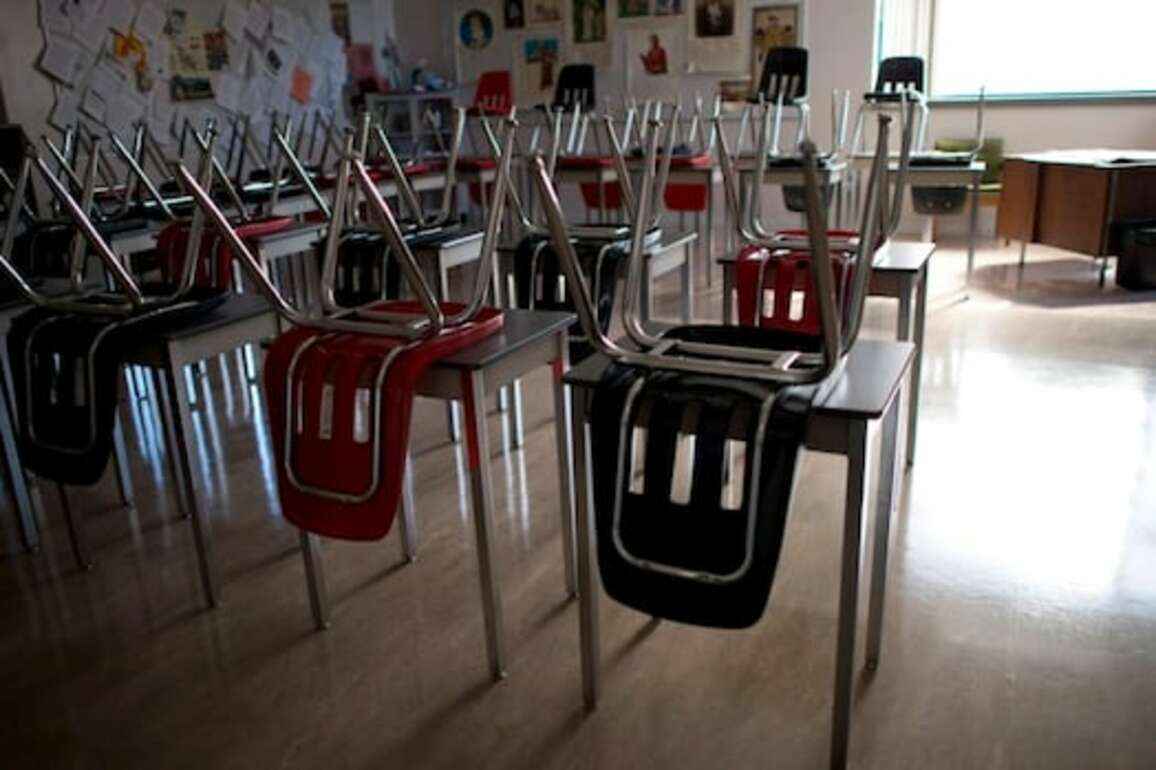 Majority of Alberta teachers vote to strike